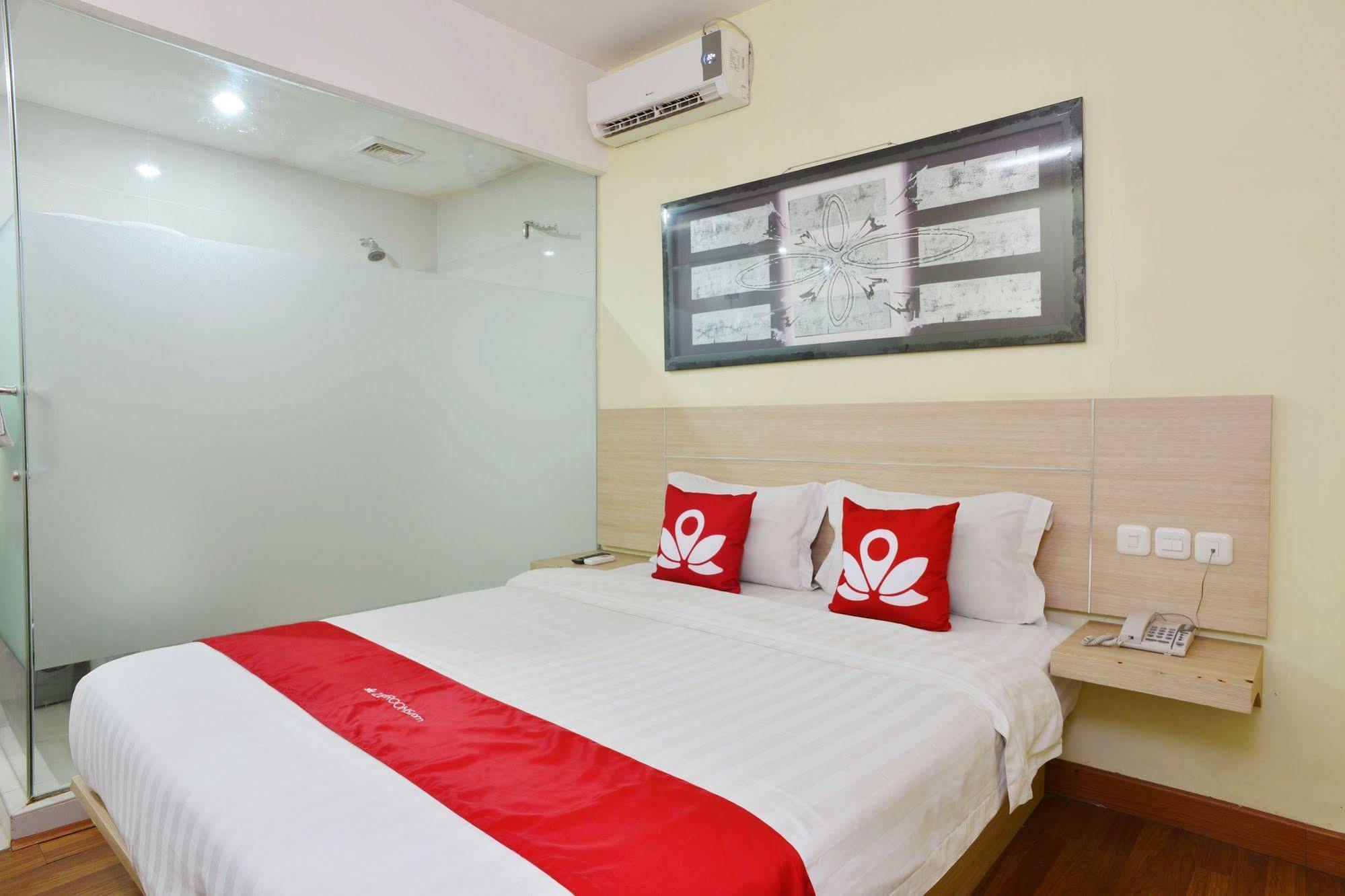 Zen Rooms Rujia Pecenongan Jacarta Exterior foto